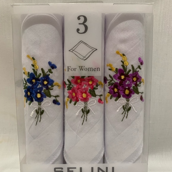 Handkerchief Set of 3 Embroidered Floral Design - Picture 3 of 3
